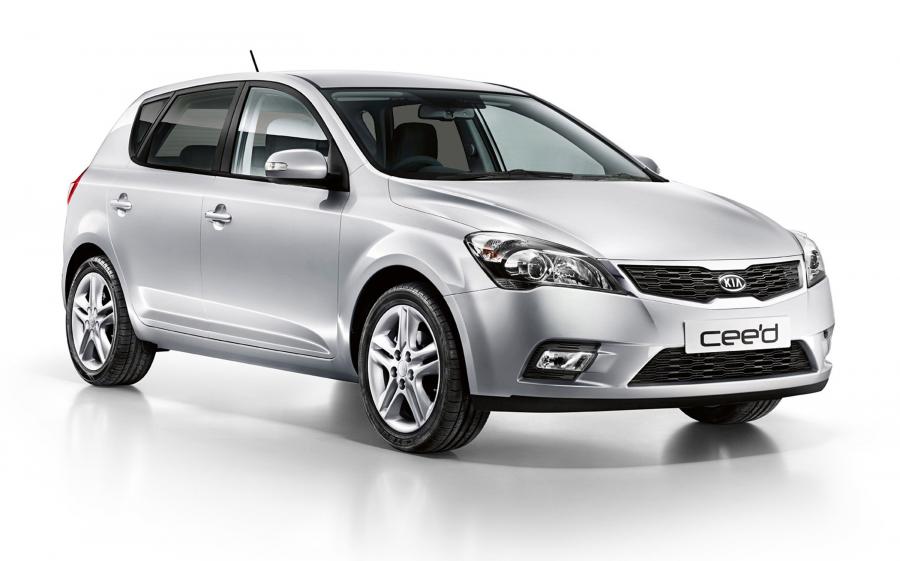  Kia cee&rsquo;d 4 Version 2012 года  (фото 1 из 2)